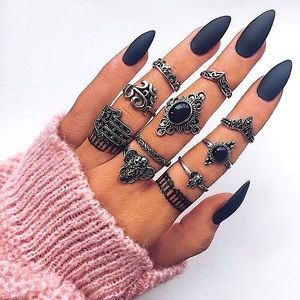 Black & silver elephant🐘 ring set (10 rings)